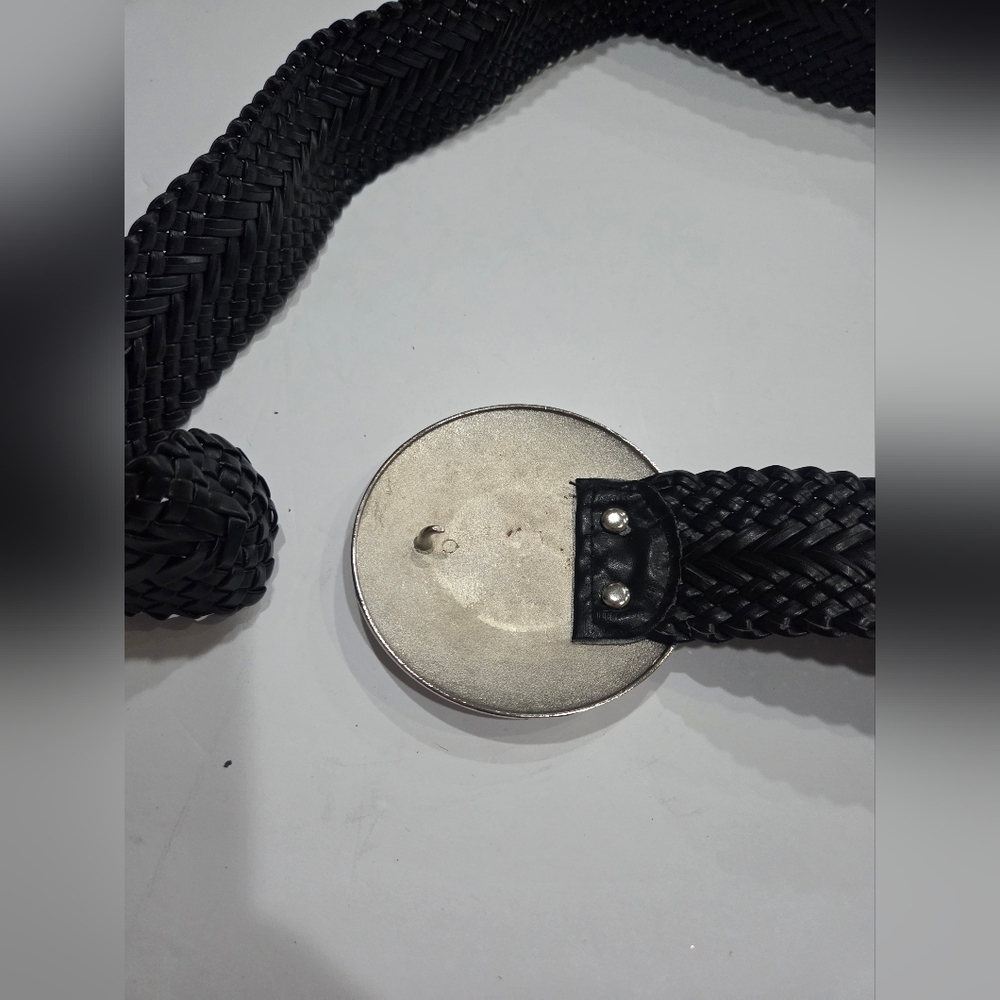 Elegant Black Woven Belt with Silver Buckle - Picture 5 of 5